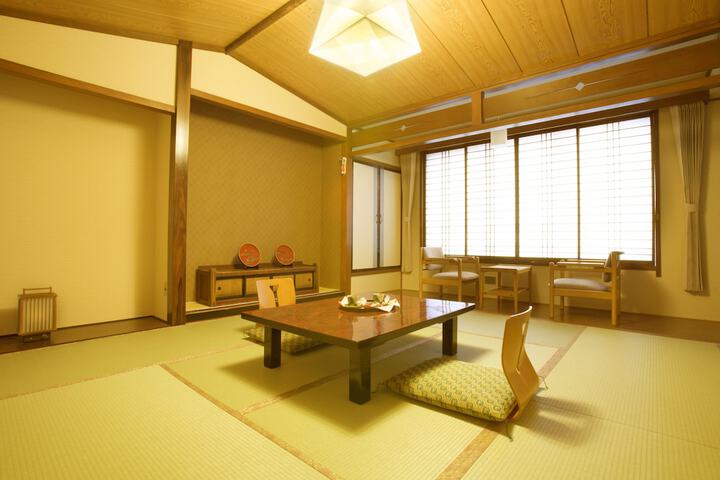 Room 15 of 54
