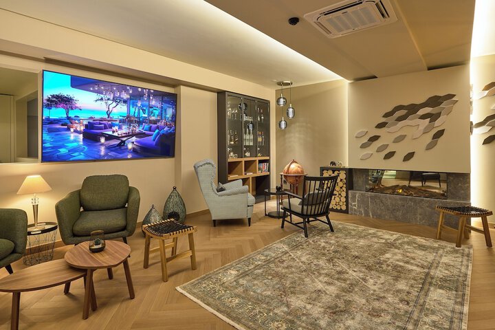 Hotel Interior 3 of 113