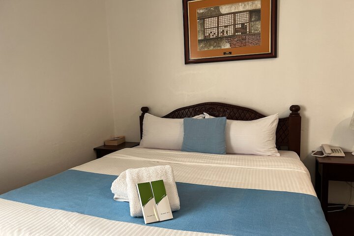Room 15 of 34