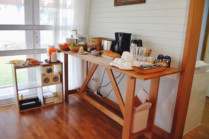 Breakfast/Coffee Service 13 of 24