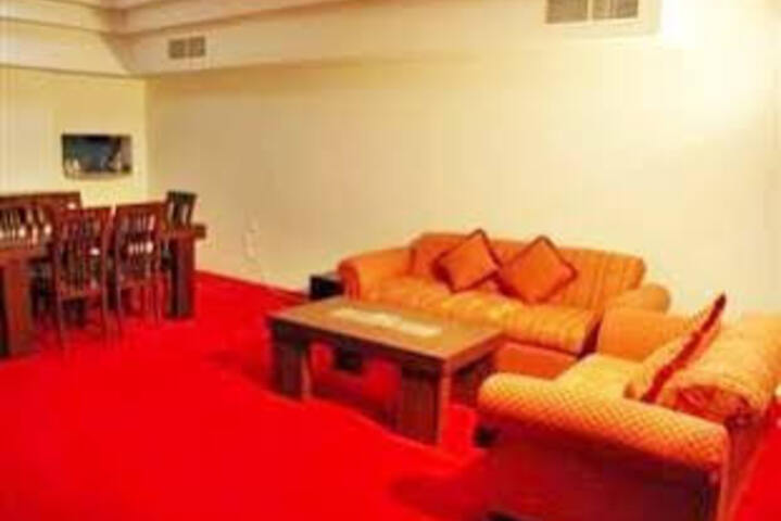 Room 2 of 6