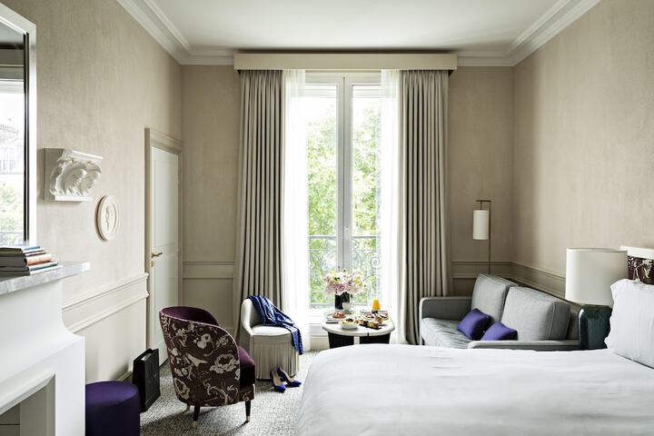 Room 43 of 139