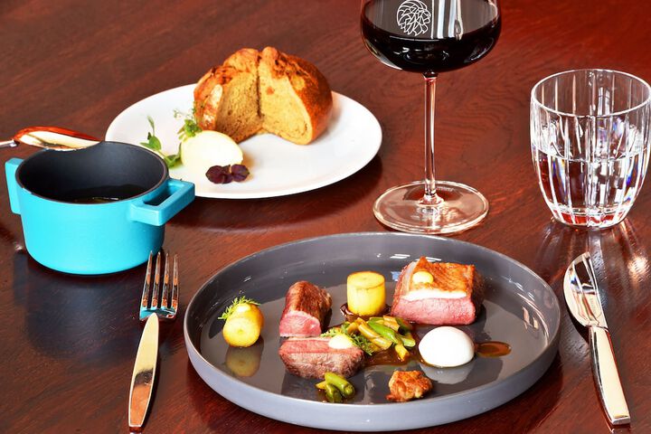 Dining 50 of 59