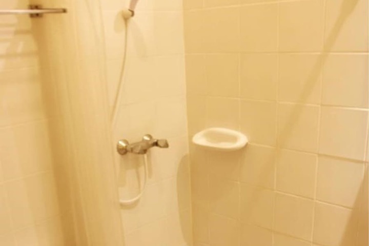 Room 15 of 15
