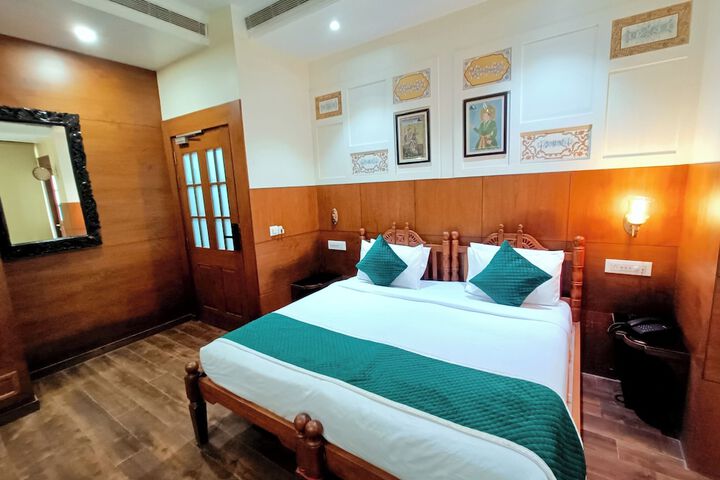 Room 19 of 71