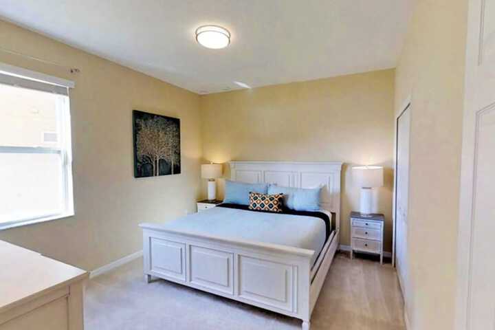 Room 6 of 64
