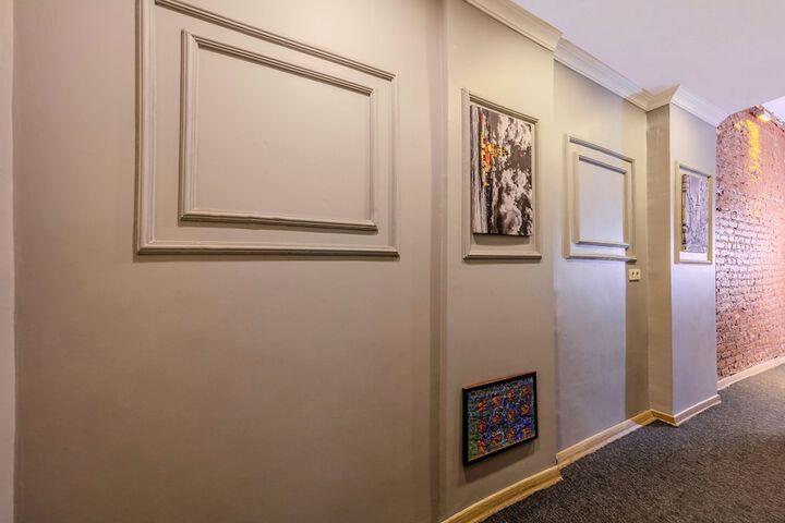 Room 26 of 43