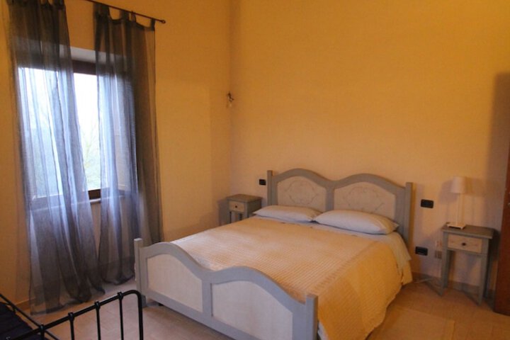 Room 3 of 13