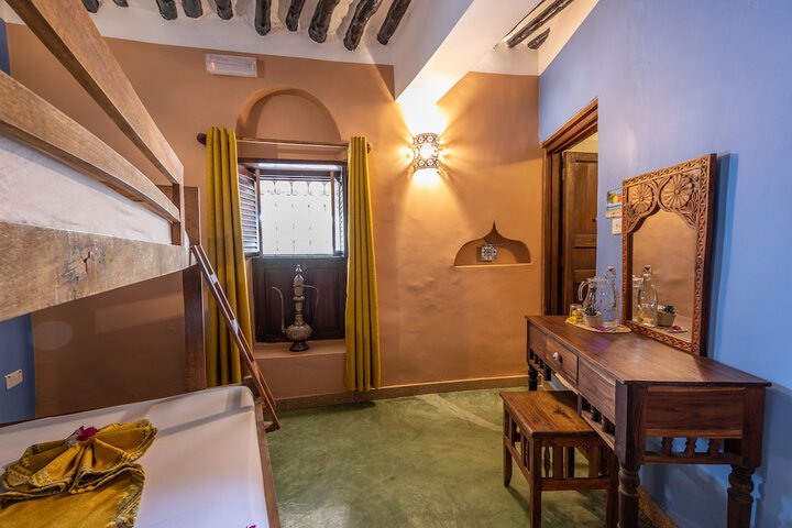 Room 10 of 53