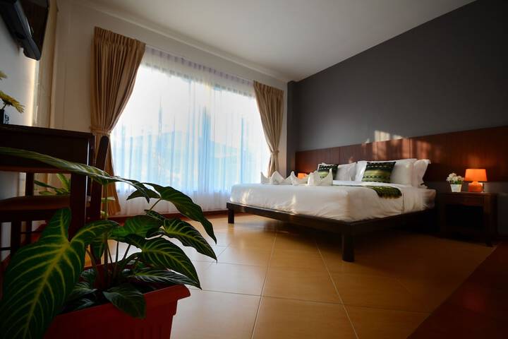 Room 6 of 34