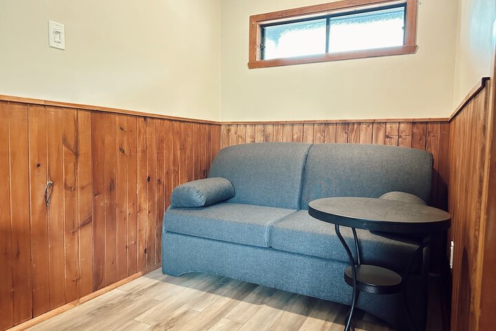 Room 12 of 40