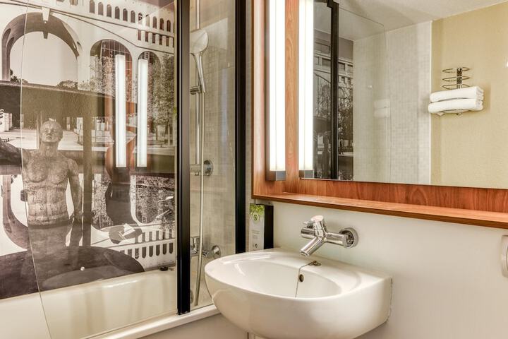 Bathroom Interior Photo