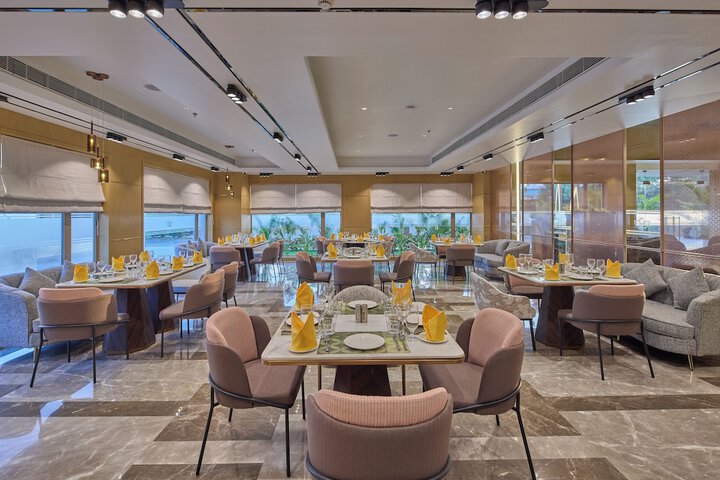 Dining 86 of 126