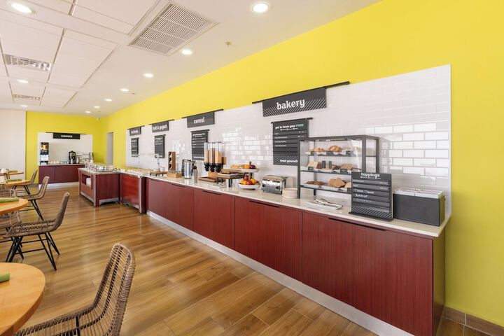 Breakfast/Coffee Service 46 of 59