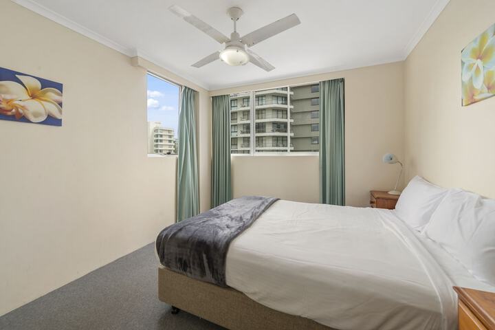 Room 3 of 82