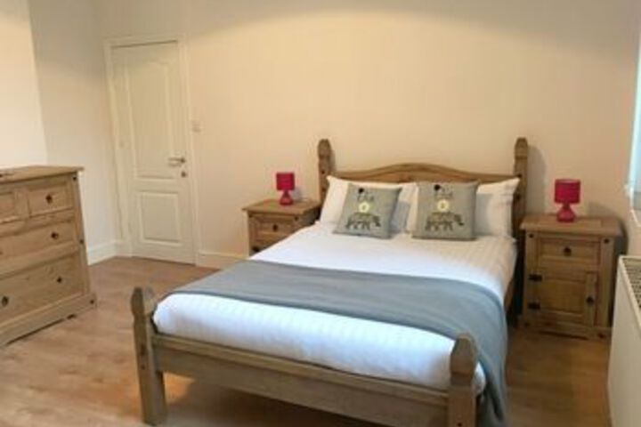 Room 12 of 23