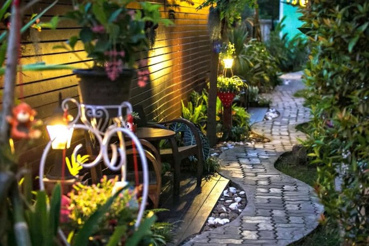 Property Grounds 25 of 38