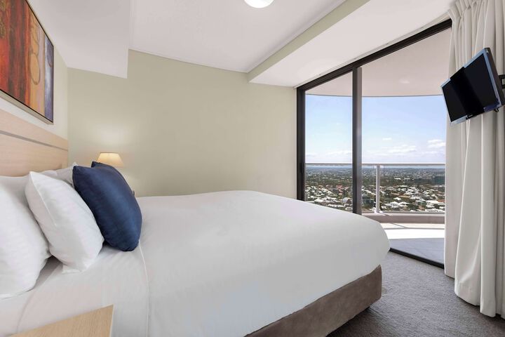 Room 30 of 75