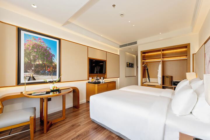 Room 45 of 107