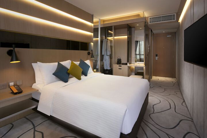 Room 9 of 54