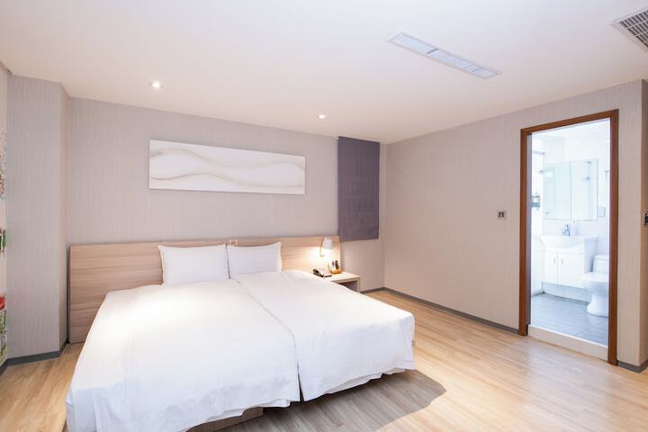 Room 48 of 88