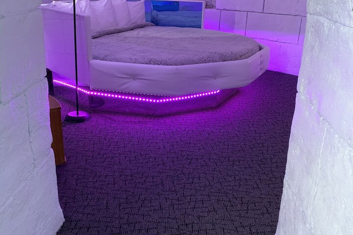 Room 175 of 293