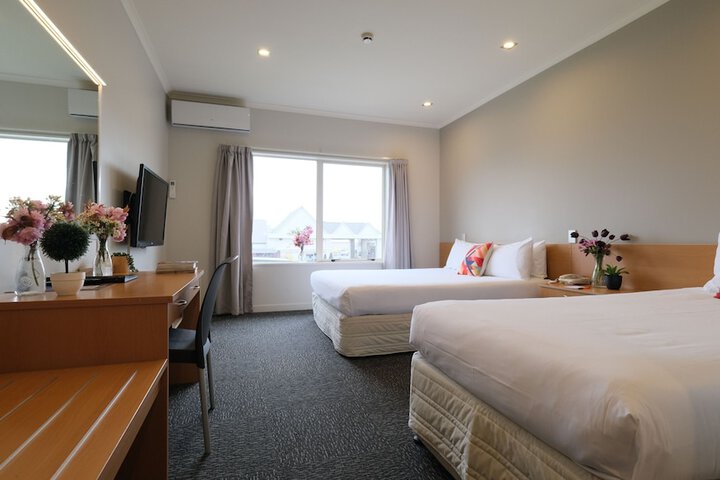 Room 8 of 73