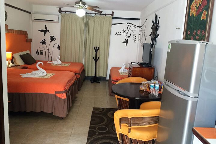 Room 27 of 138