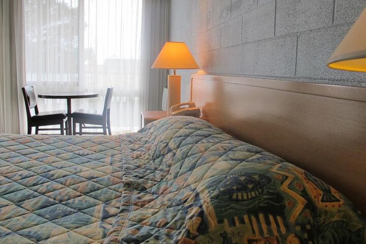 Room 15 of 42