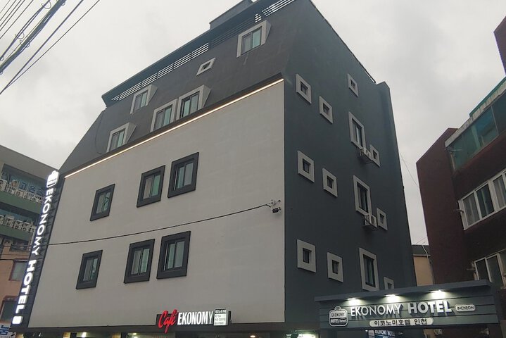 Hotel 127 of 191