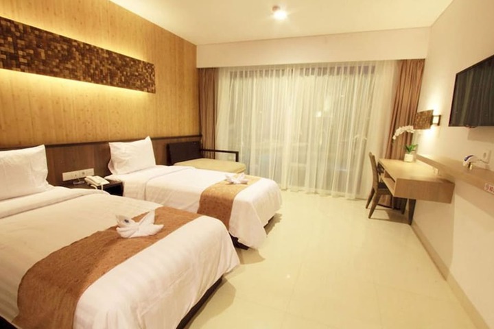 Room 5 of 72