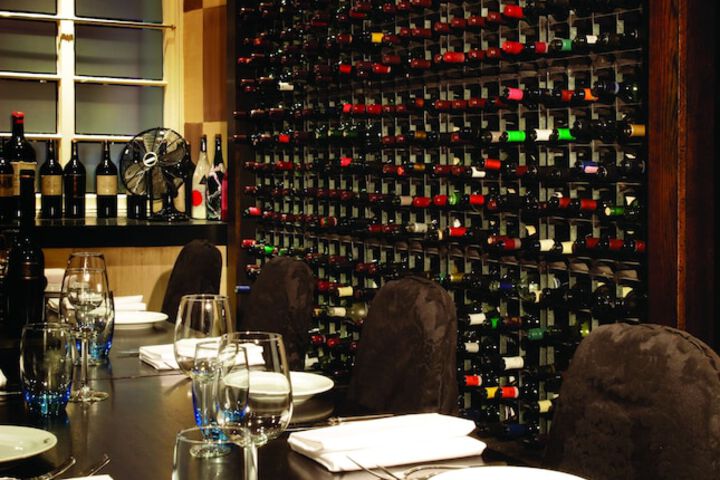 Dining 47 of 74