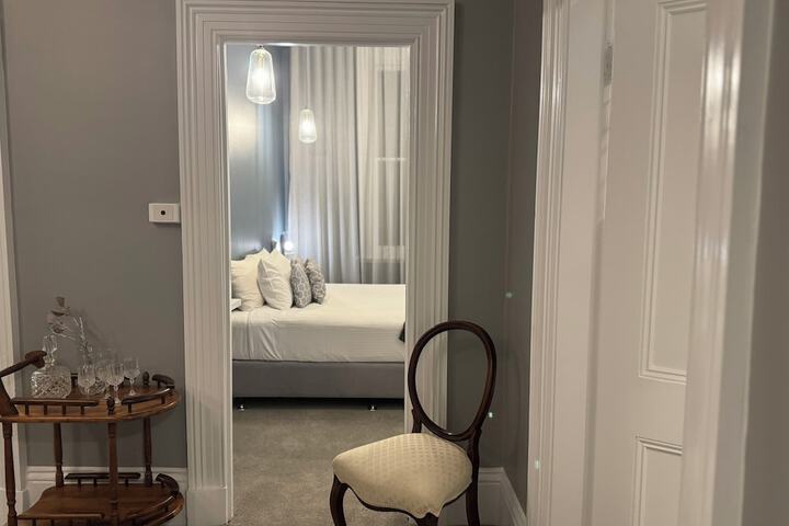 Room 7 of 49