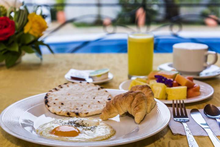 Breakfast meal