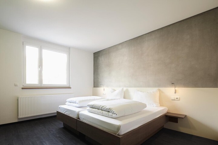 Room 20 of 46
