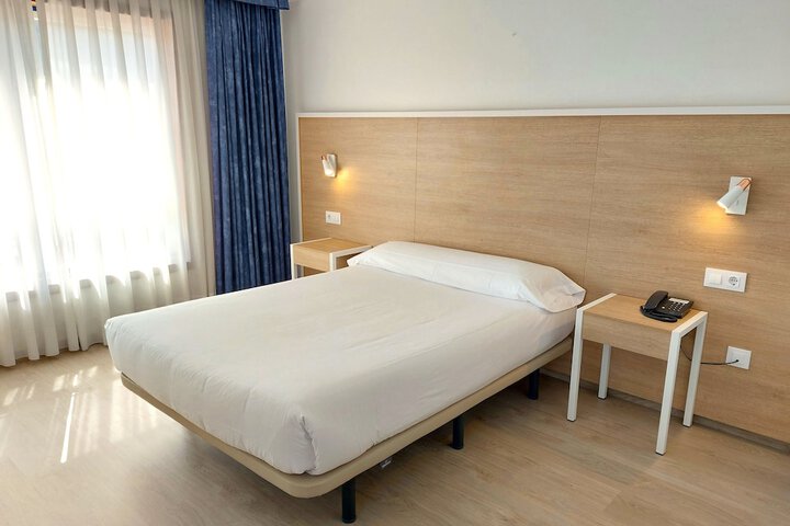 Room 46 of 105
