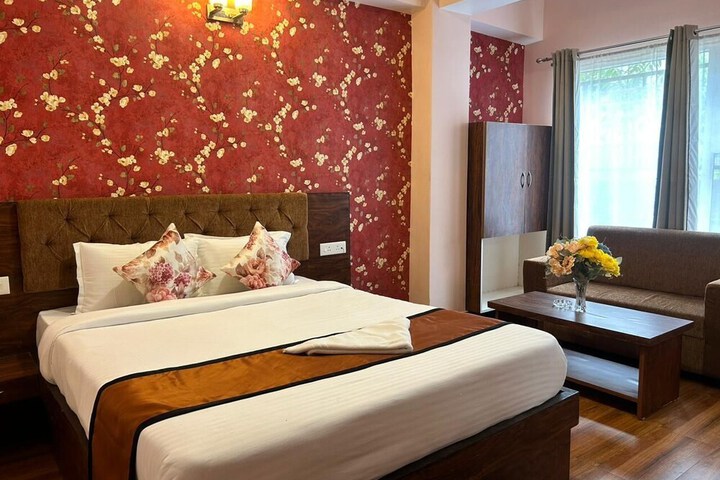 Room 15 of 29