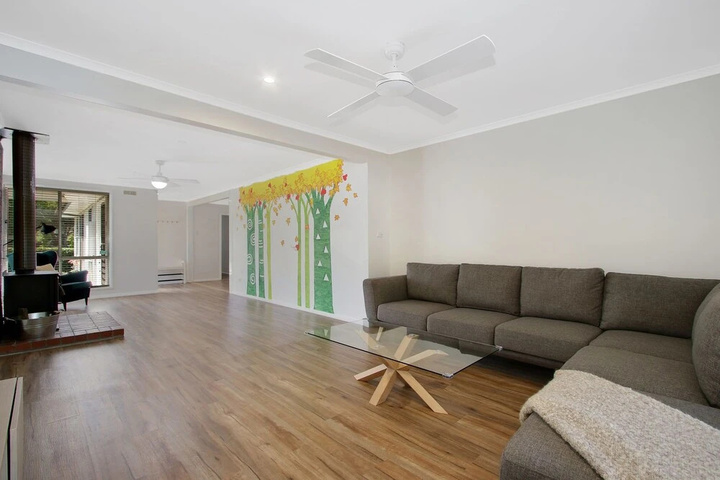 Room 2 of 12