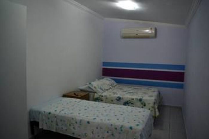 Room 14 of 48