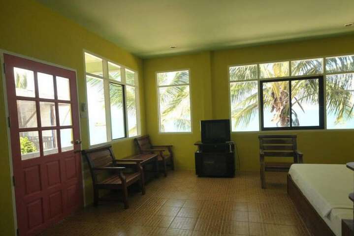 Room 12 of 31