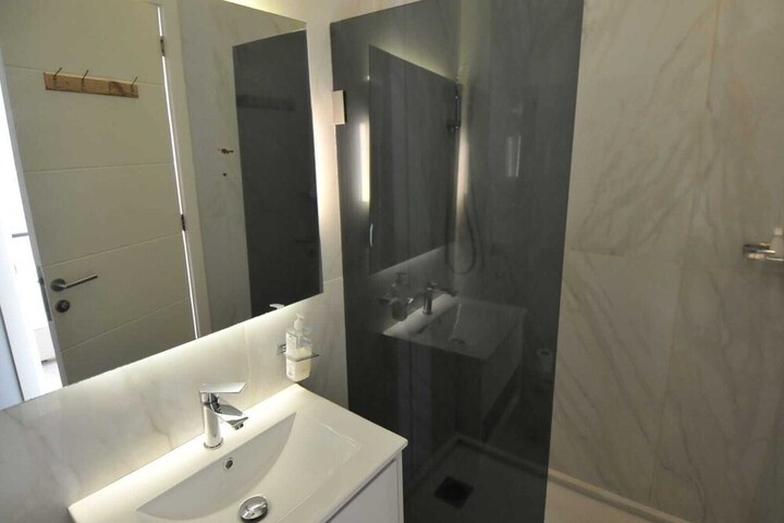 Room 34 of 36