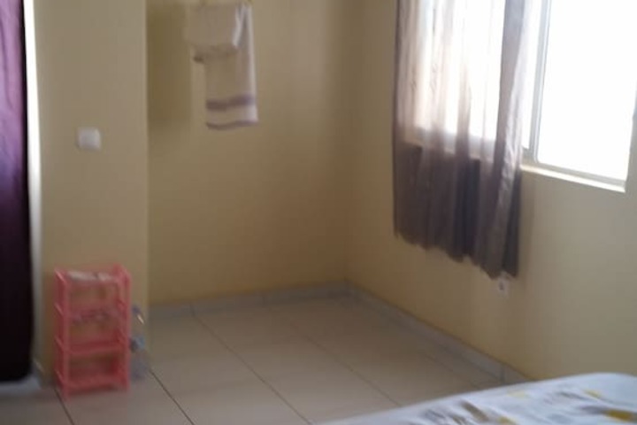 Room 6 of 11