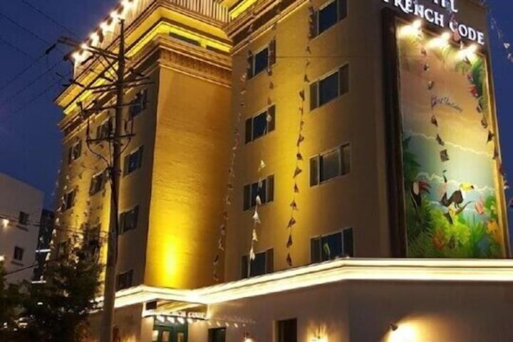 Hotel 1 of 24