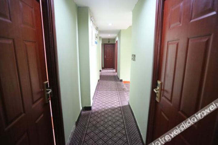 Hotel Interior 7 of 25