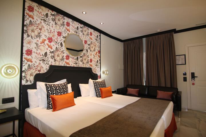 Room 38 of 82