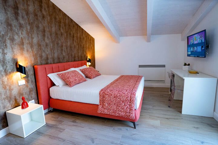 Room 4 of 58