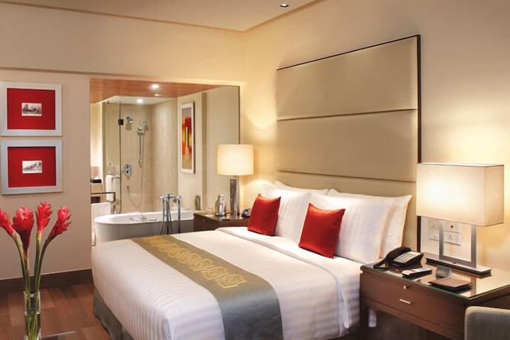 Room 76 of 150