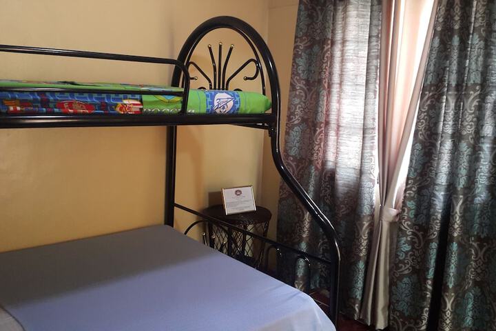 Room 27 of 52