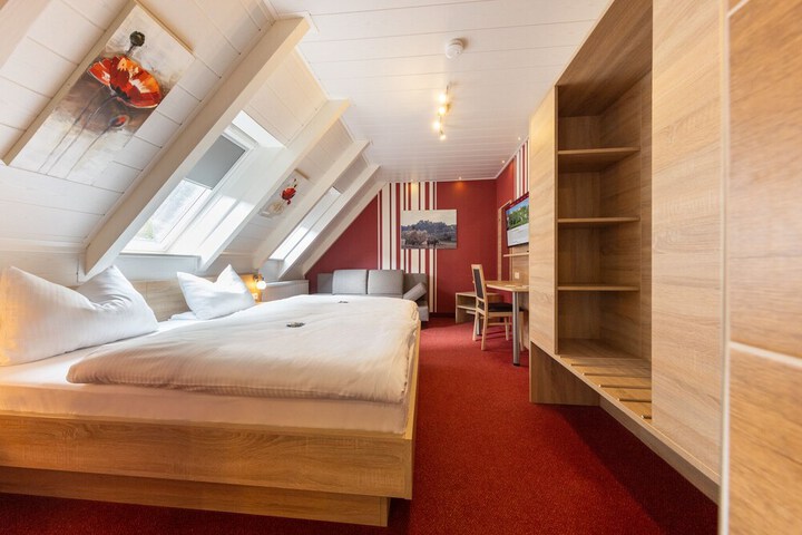 Room 9 of 67