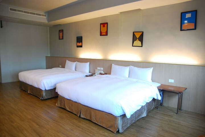 Room 17 of 45